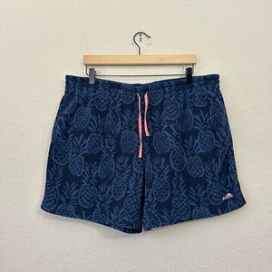 CHUBBIES The Island Hoppers Sherpa Lounger Shorts in Pineapple Navy